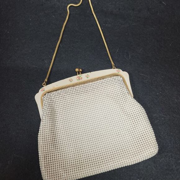 Oroton Handbags - Vintage OROTON made Germany metal mesh purse handbag floral kiss clasp cream